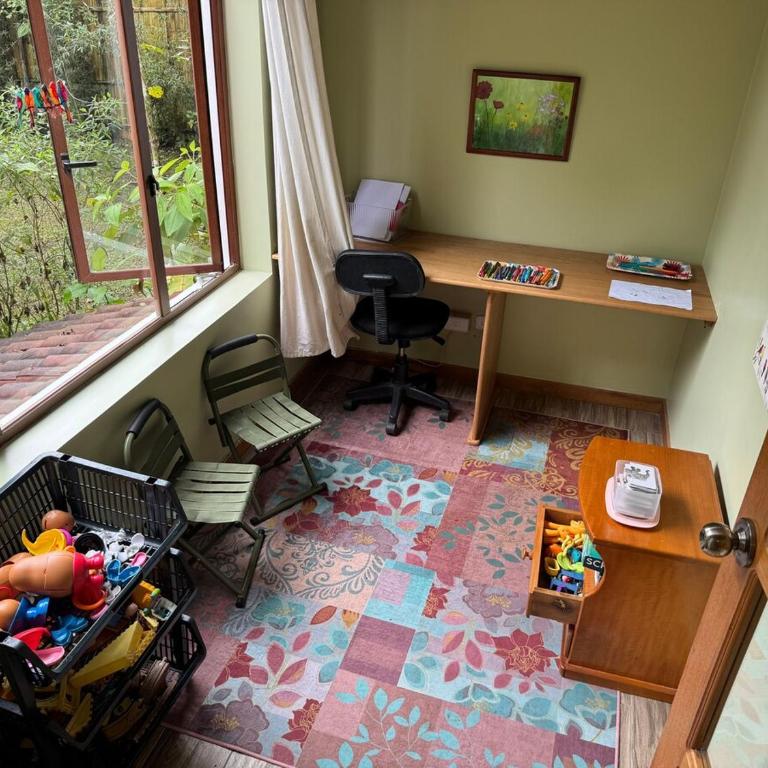 Casa Mandarina-Lush riverside cloud forest home- walk to town - Five-Bedroom House - 54
