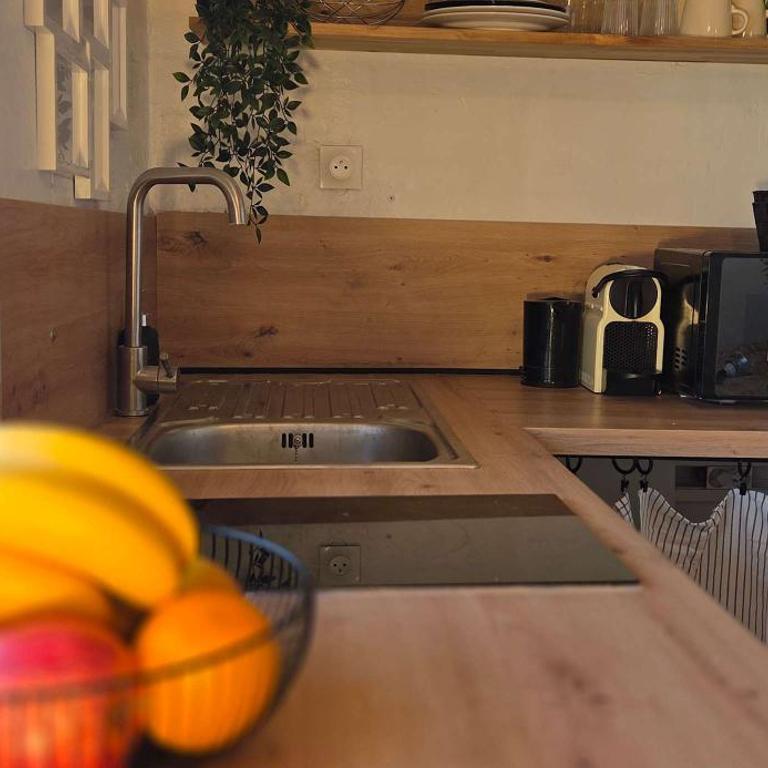 Studio Cosy avec vue sur Montagnes, proche Gare - Studio - 3