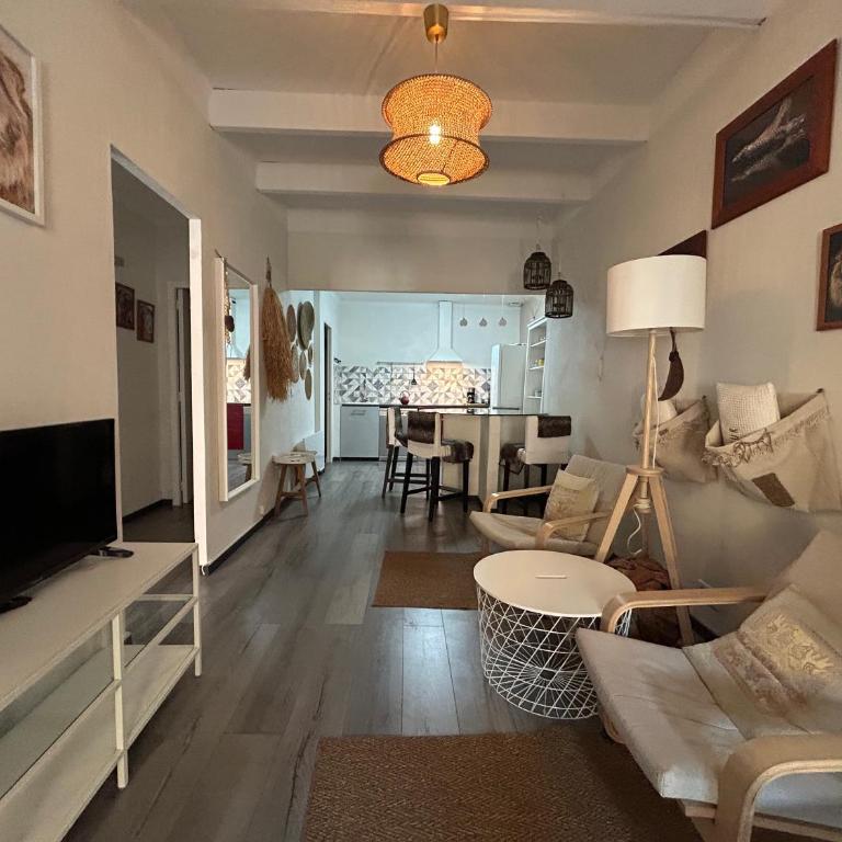 L'Ombrage Charmant des Mimosas à Bormes Village - Two-Bedroom Apartment - 9