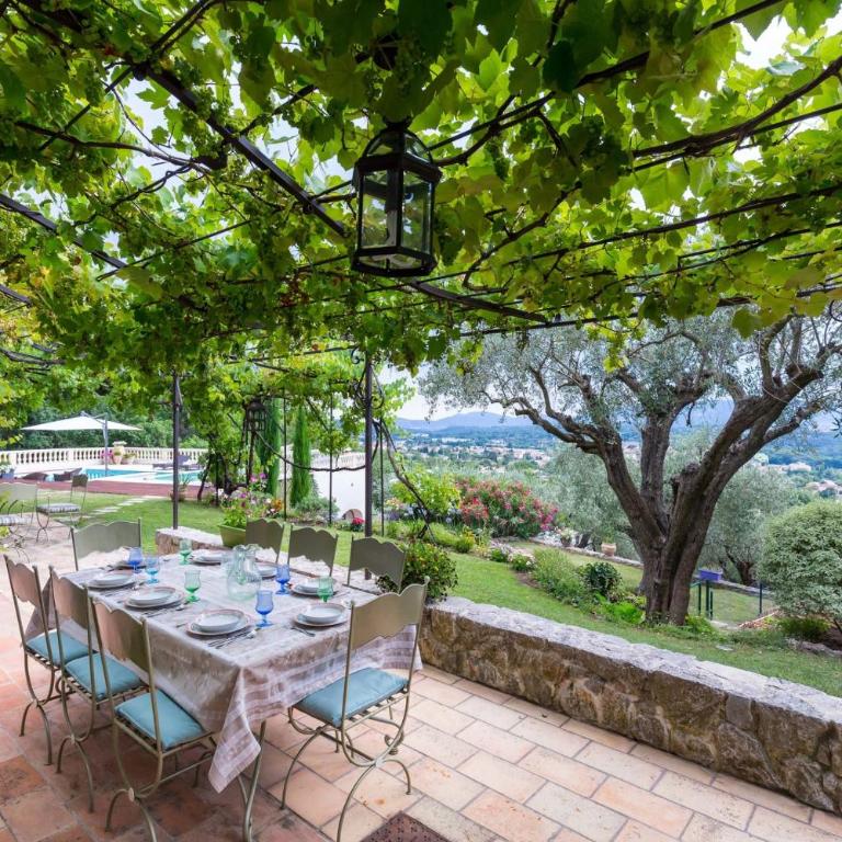 Luxury villa for 18 people with heated pool near Cannes - Villa - 3