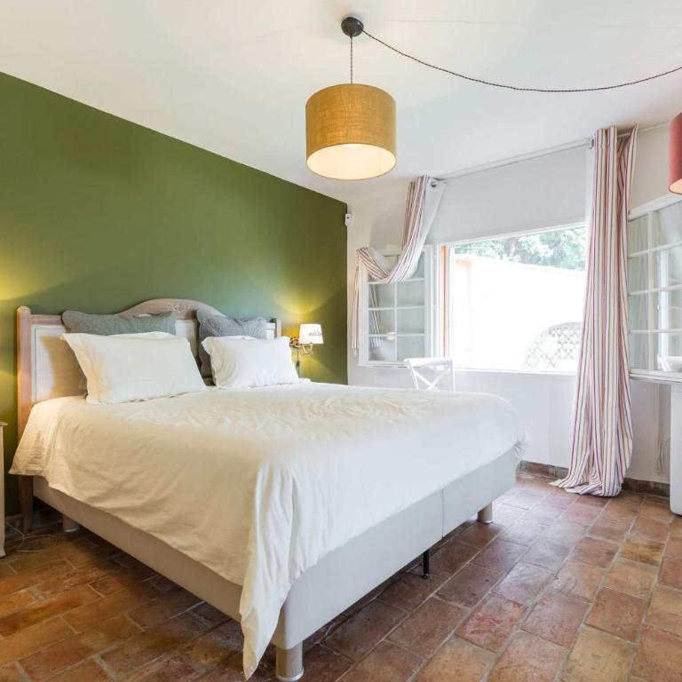Luxury villa for 18 people with heated pool near Cannes - Villa - 4