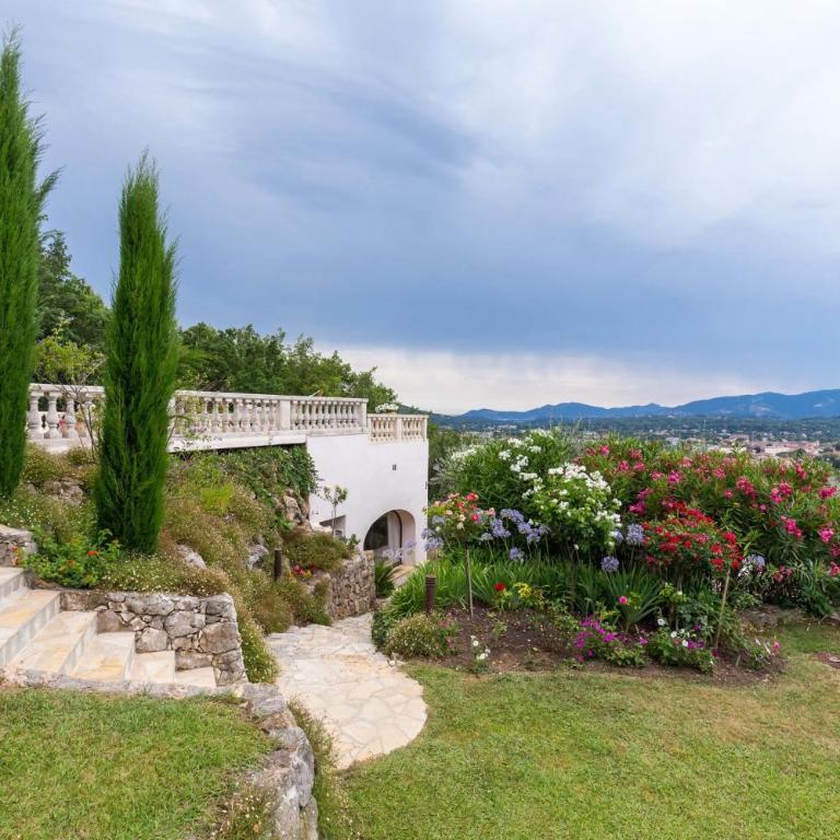 Luxury villa for 18 people with heated pool near Cannes - Villa - 25