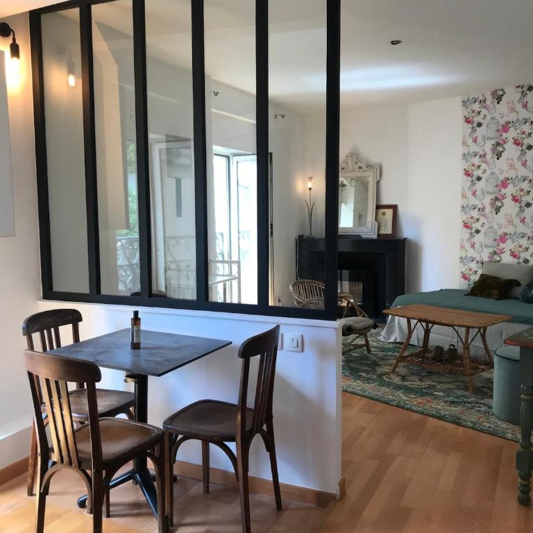 Le Cocon des Halles-Appartement Haussmannien au centre de Sète - Appartement 2 Chambres - 1