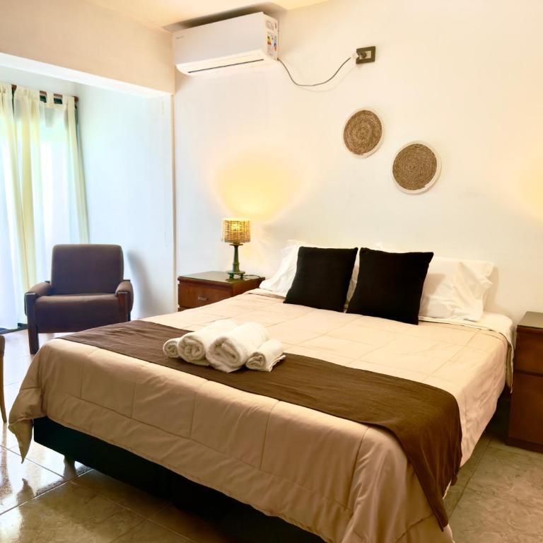 Vivaldi Suites - Suite with Lake View - 11