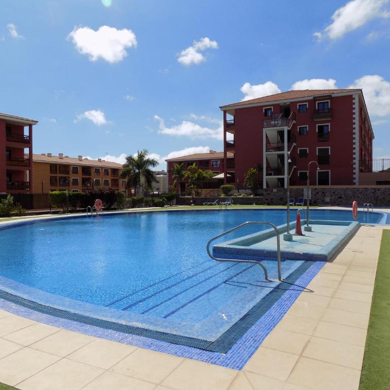 Apartamento Ático Emilia - Two-Bedroom Apartment with Balcony and Terrace - 3