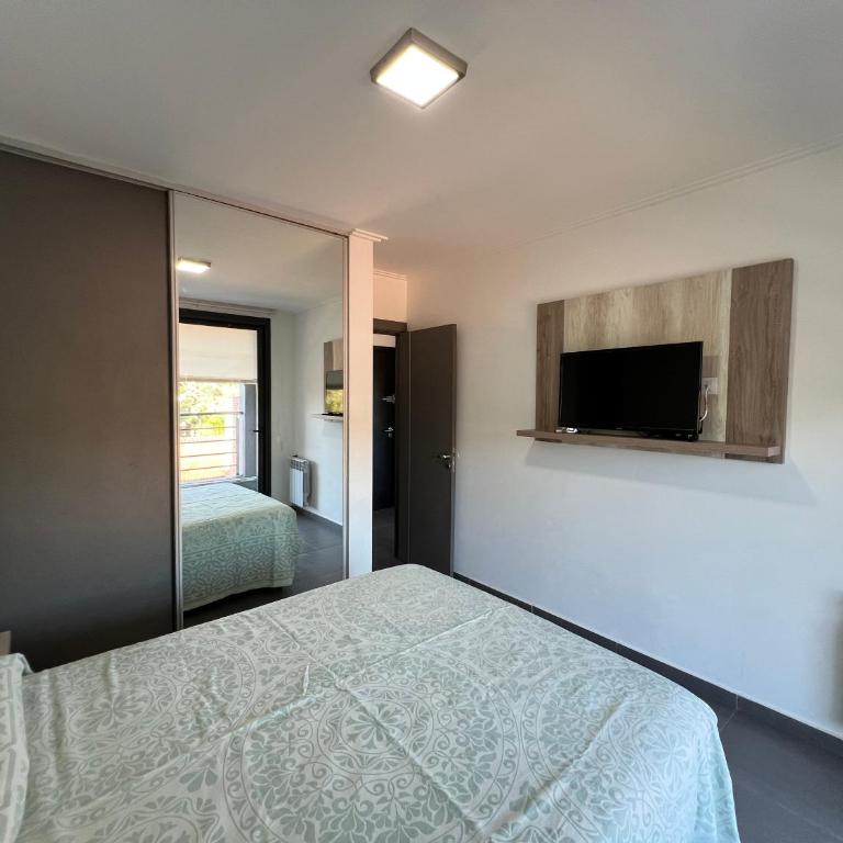 Edificio Stefano III - Departamento con cochera y amenities a pocas cuadras del centro - Apartamento de 1 dormitorio - 12