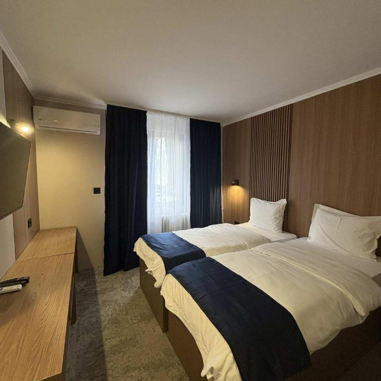 Hotel Leotar - Dvokrevetna Soba sa Zasebnim Krevetima - 11