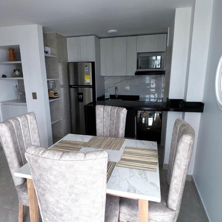 Apartamento Rodadero Playa - Two-Bedroom Apartment - 14