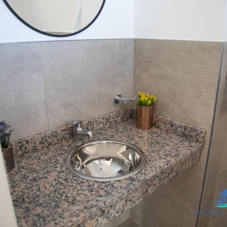 Neuquen Riverside - Two-Bedroom Deluxe Apartment - 3