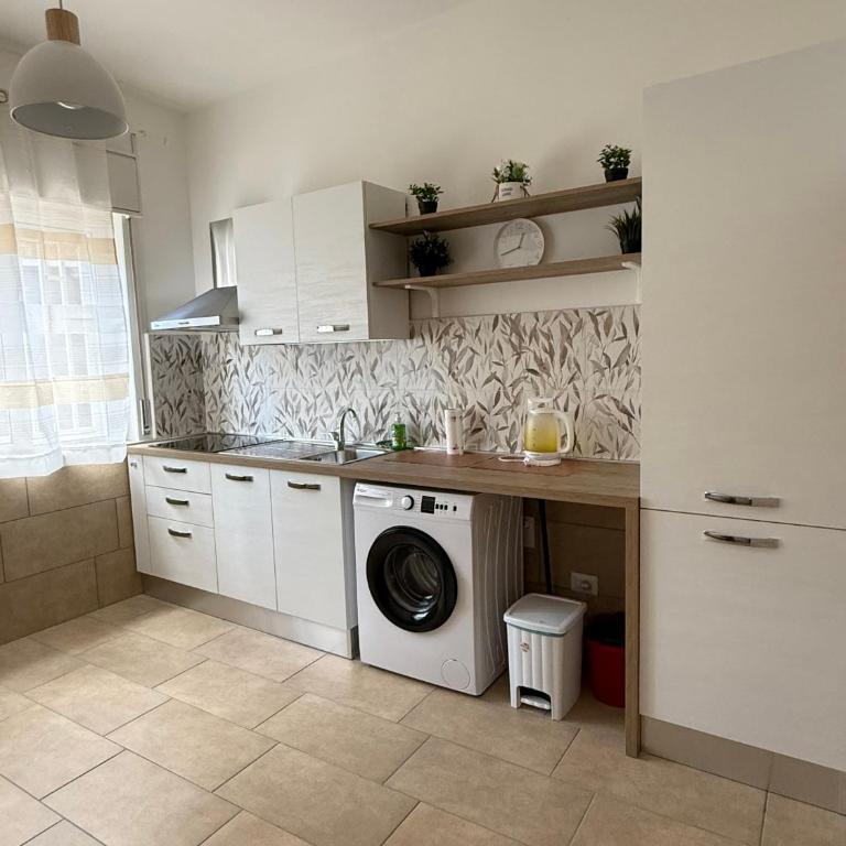 De La Salle Apartment - One-Bedroom Apartment - 16