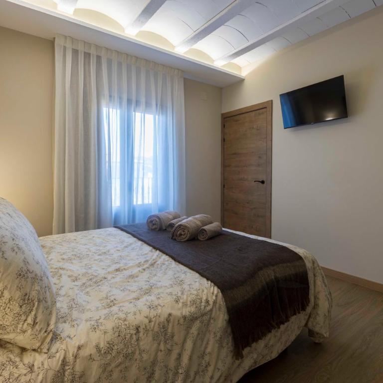 Portal Fosc Suites - Habitación Doble con bañera de hidromasaje - 12