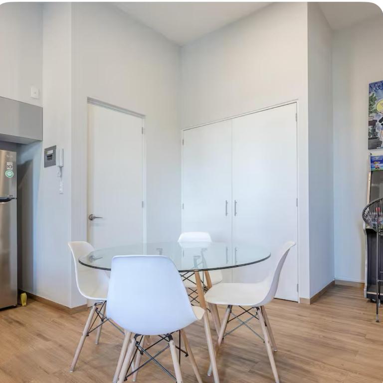 Kasa Nápoles - Apartment with Shower - 9