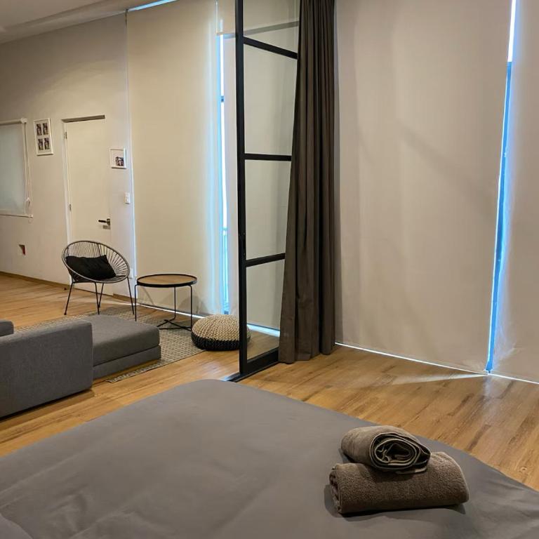 Kasa Nápoles - Apartment with Shower - 16
