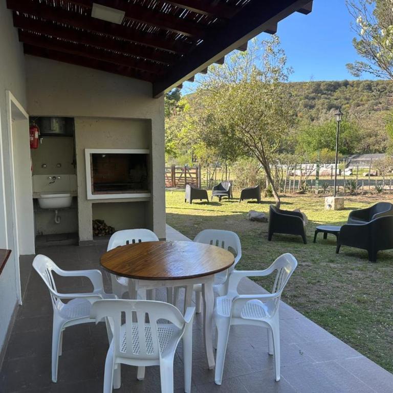 Bella Vista - Two-Bedroom Apartment - 5