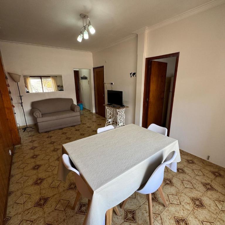 Departamento en La Perla - Apartamento de 1 dormitorio - 3