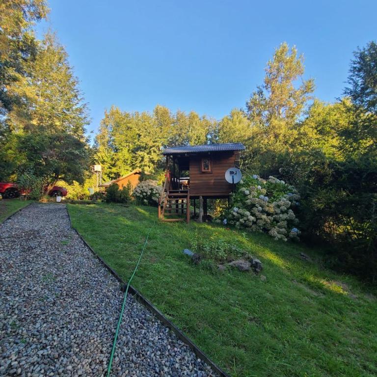 Cabaña Huenehue - Orilla de Lago - Three-Bedroom Vacation Home - 8