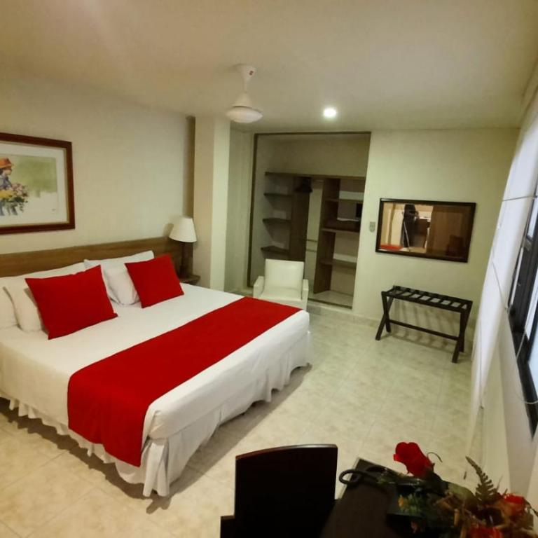 Hotel San Carlos - Suite Junior - 4