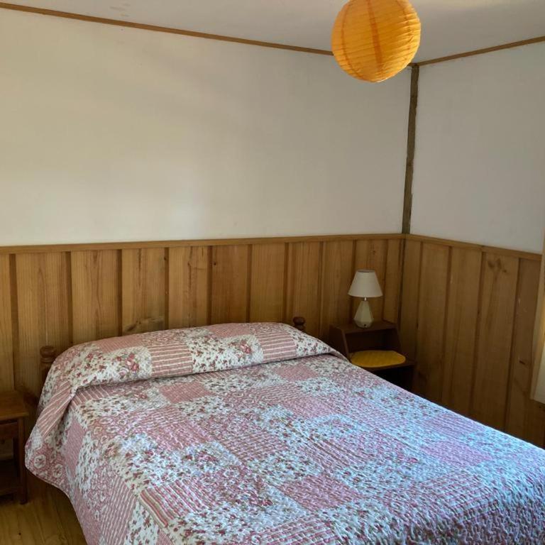Cabaña Huenehue - Orilla de Lago - Three-Bedroom Vacation Home - 11
