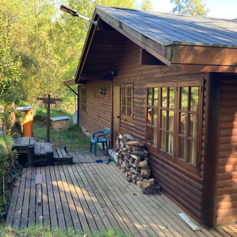 Cabaña Huenehue - Orilla de Lago - Three-Bedroom Vacation Home - 33