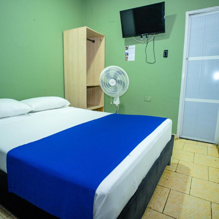 Neos Hotel Cartagena - Habitación Doble Estándar con ventilador - 3