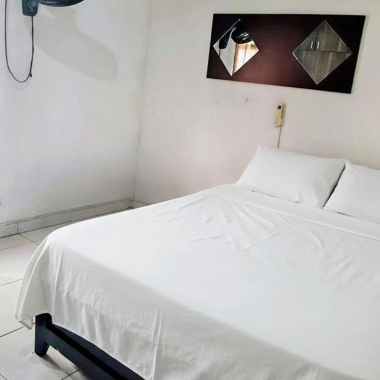 La Cabana de Isaac Boquilla - Two-Bedroom House - 9