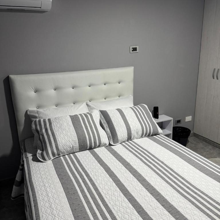 Apartaestudio cómodo y central - Apartamento de 1 dormitorio - 4