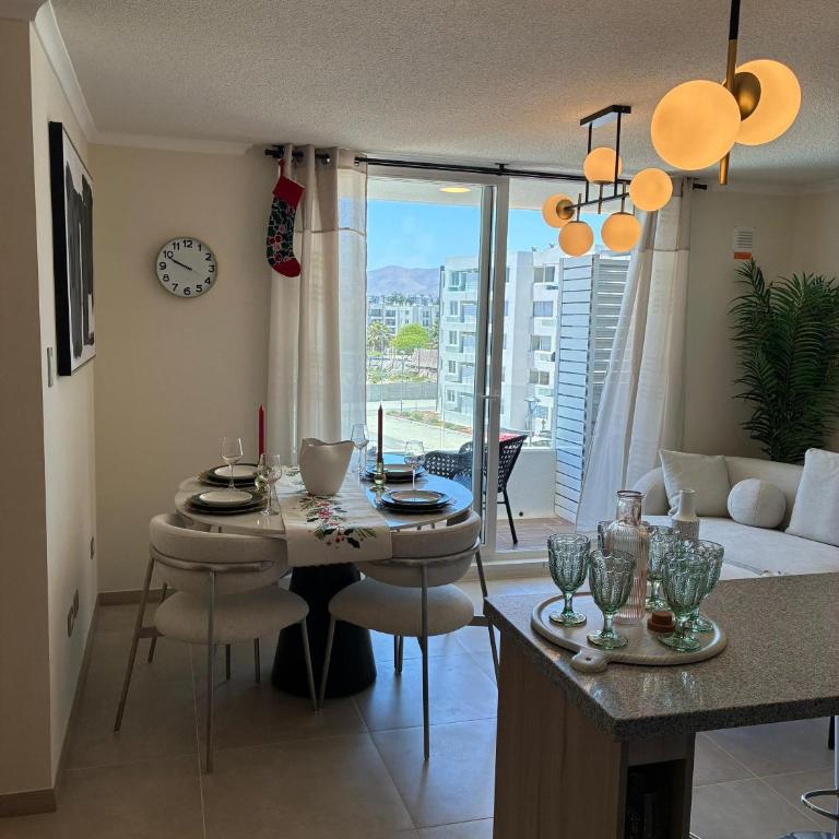Jardines del Pacifico - Three-Bedroom Apartment - 15