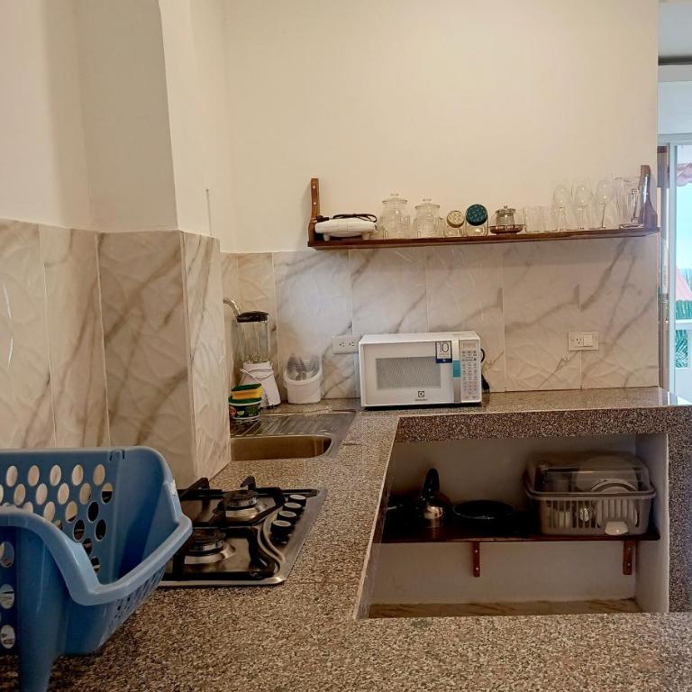 Hostal Mirada al Mar - Habitación Doble Deluxe con balcón - 7