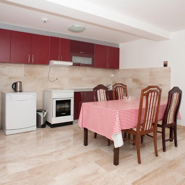 Apartments Villa Simonovic - Villa - Beach Front - 10