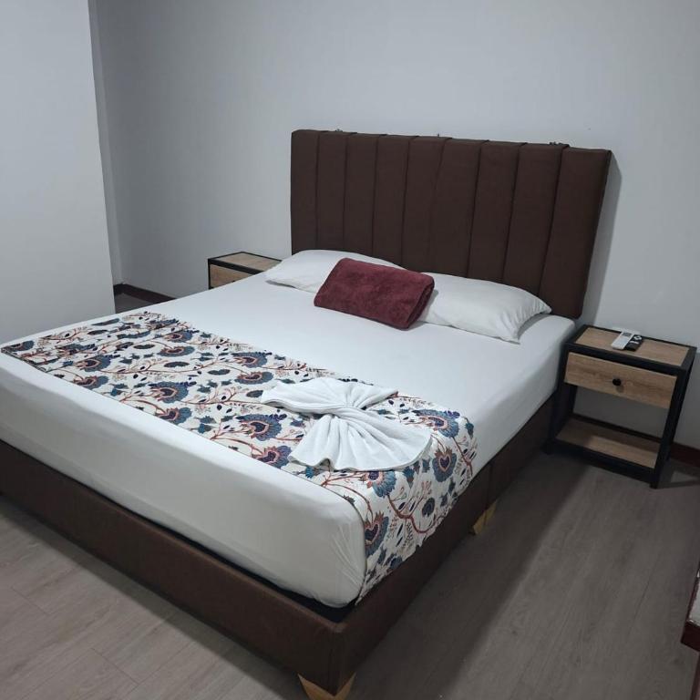 Hotel Gallery By 70 - Habitación Cuádruple Superior - 25