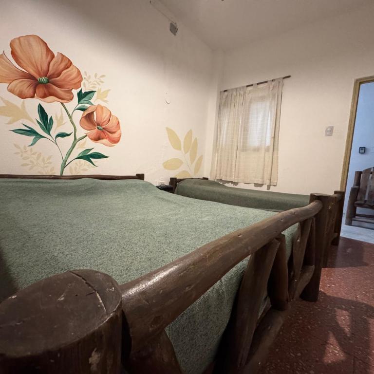 Jujuy Hostel - Triple Room with Private Bathroom - 8