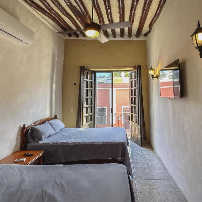 Casa Santa María Valladolid - Habitación Doble Deluxe - 2 camas - 4