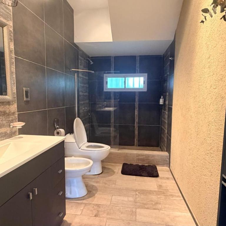 Casa quinta pileta y parrilla en General Rodríguez - Three-Bedroom Villa - 34