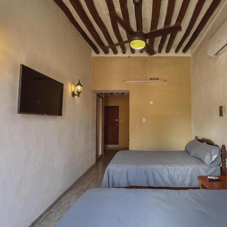 Casa Santa María Valladolid - Habitación Doble Deluxe - 2 camas - 2
