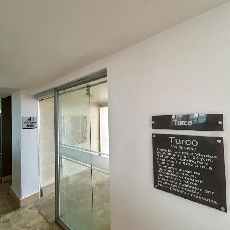 Mar y piscina gigante en el caribe - Two-Bedroom Apartment - 23