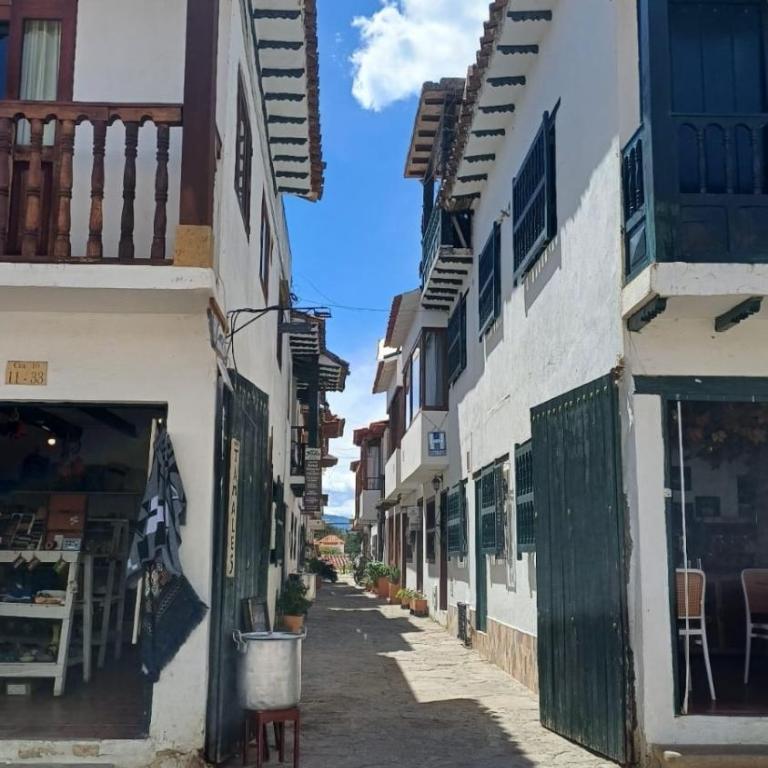 Casa Zentroa - Triple Room with Private External Bathroom - 12