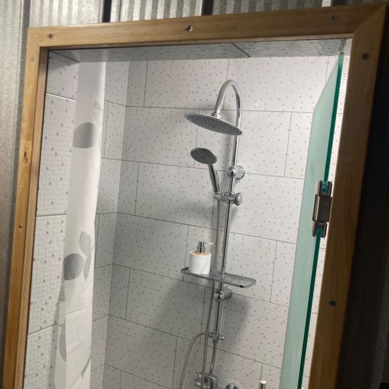 La Otra Orilla Hostal - Cama individual en habitación compartida - 3