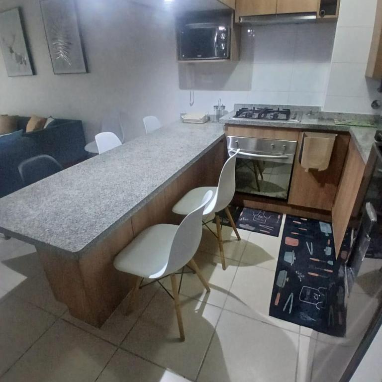 Departamento en el Tabo, ideal para tus vacaciones - Three-Bedroom Apartment - 5