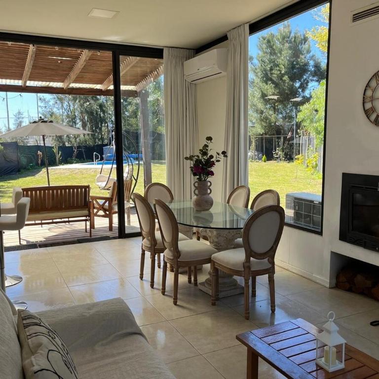 Hermosa casa en barrio privado Punta del Este - Three-Bedroom House - 7