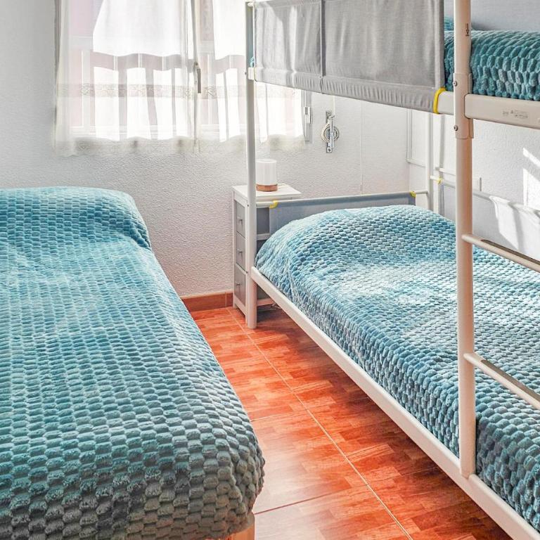 Awesome Apartment In Santa Pola - Apartamento de 2 dormitorios - 11