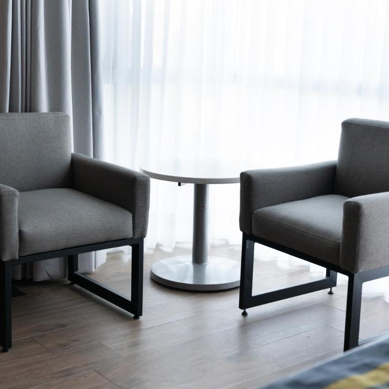 Hotel Block Suites - Suite con cama extragrande - 7