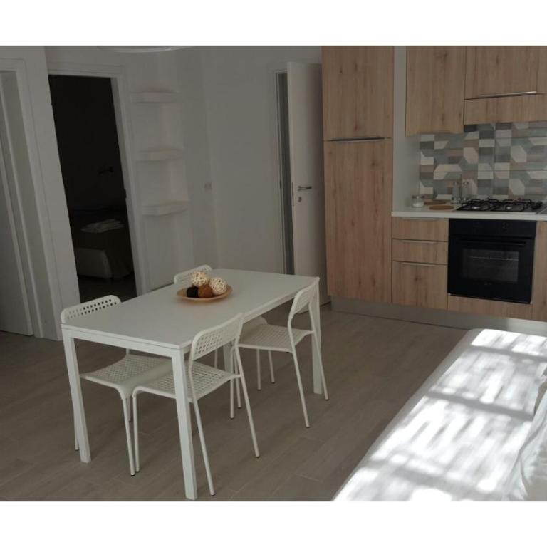 Borghetto Mediterraneo - Apartment mit 2 Schlafzimmern - 39