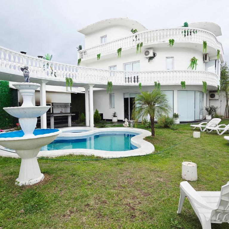 Alisos Suite FC Vip - Three-Bedroom House - 12