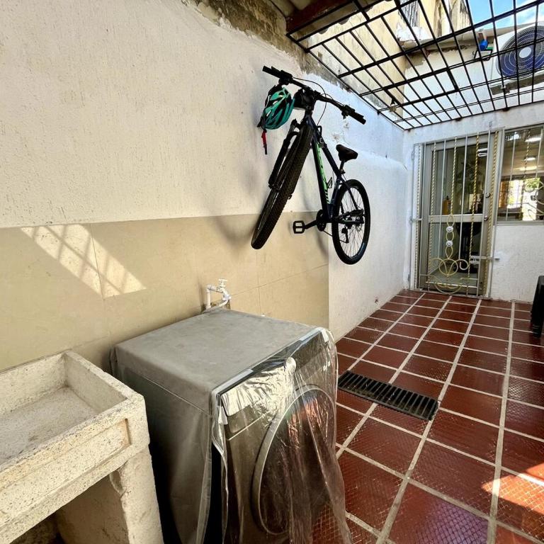 Moderno apartamento privado con parqueadero - Apartamento de 2 dormitorios - 6