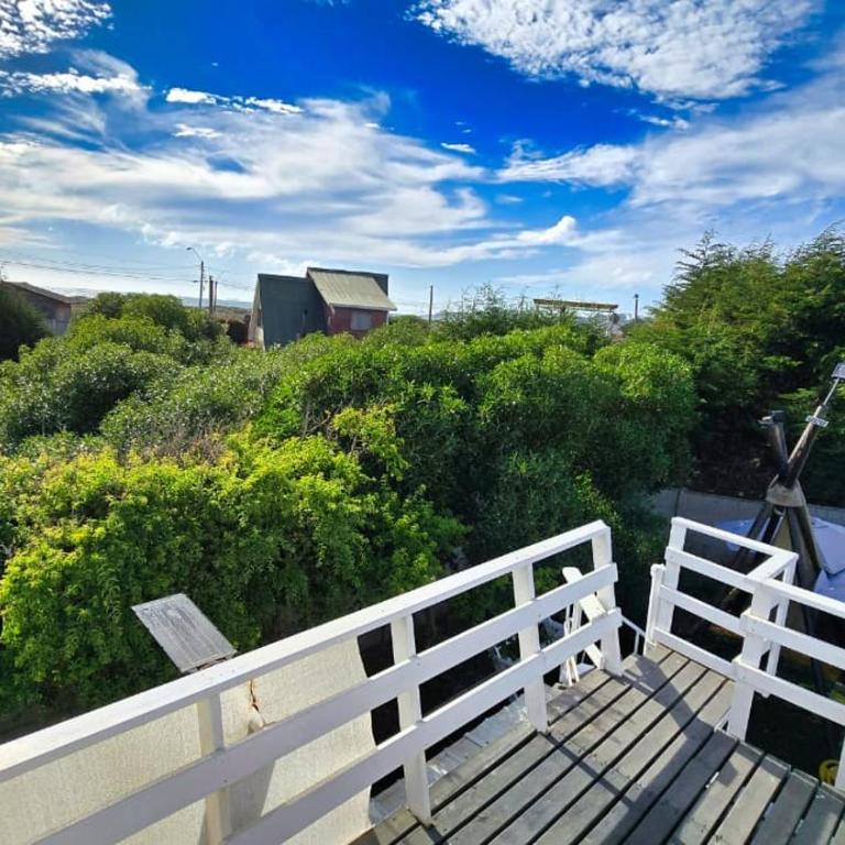 Encantadora Casa con Balcón a Pasos del Mar - One-Bedroom House - 8