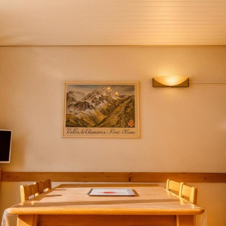 Bright apartment with views of Mont Blanc - Apartment - 4