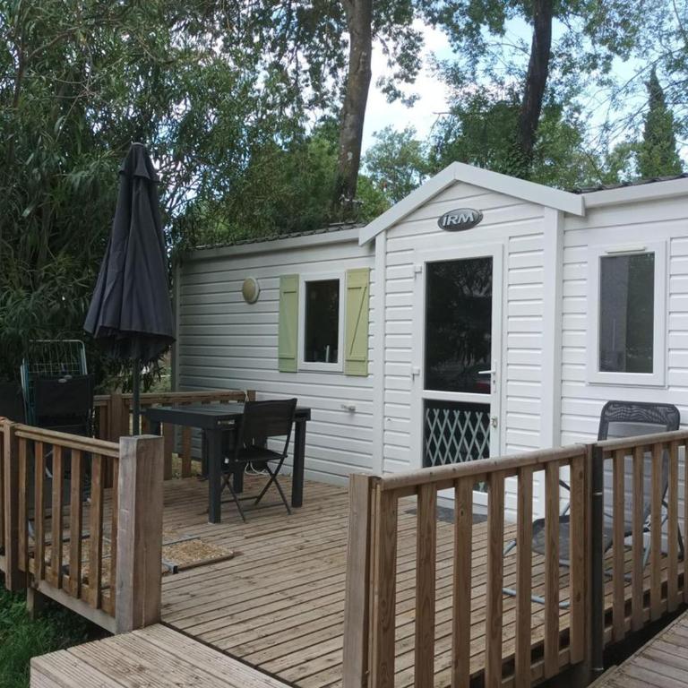 Mobil-home 3 pièces avec terrasse à Roquebrune-sur-Argens - API-1-52-1016 - Mobile Home - 1