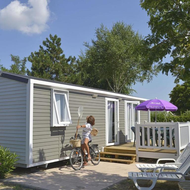 Mobil home avec terrasse à Saint-Jean-de-Monts - API-1-52-1042 - Mobile Home - 3