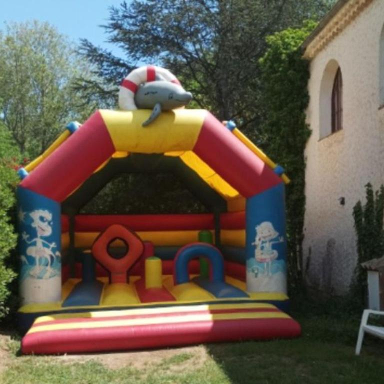 Mobil-Home Cozy avec Terrasse à Roquebrune-sur-Argens - API-1-52-1053 - Mobile Home - 17