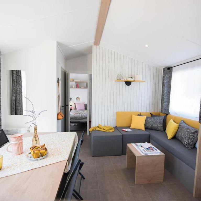 Mobil-home de 40m² pour 8 personnes avec rampe d'accès - API-1-52-1083 - Casa Mobile - 4